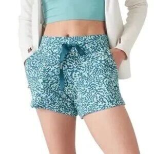 Used Athleta Clouded Leopard Print Blue Tie Waist 4” Balance Mini Shorts - Large